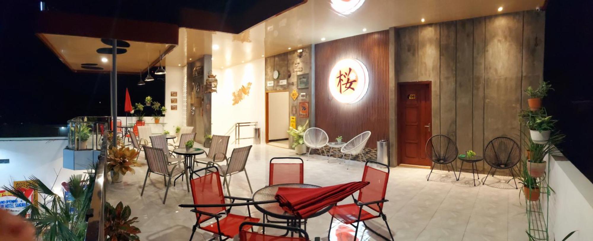 Urbanview Hotel Sakura Kampung Inggris Pare By Reddoorz エクステリア 写真